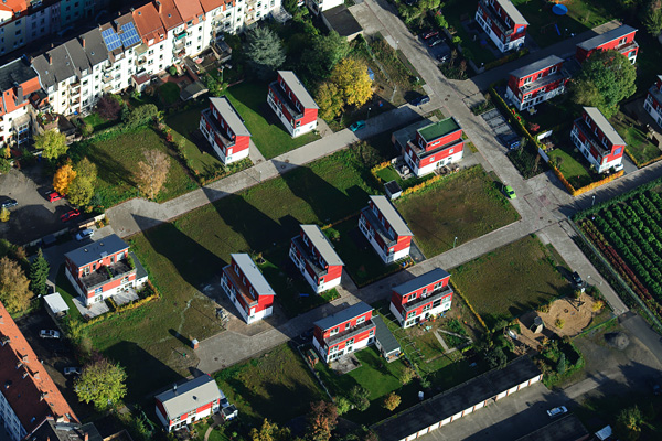 Luftaufnahme Osnabrueck Wohnhaus - Kalender Foto Juli