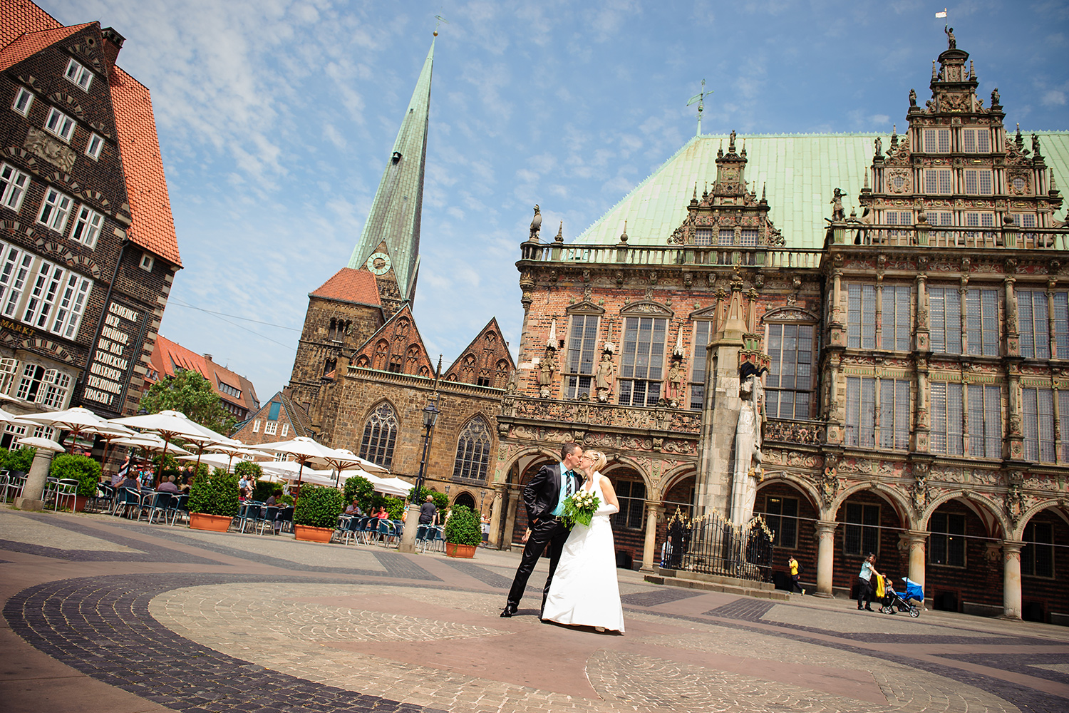 Fotograf für Hochzeiten, Brautpaar-Fotoshootings und Gruppenfotos in Bremen